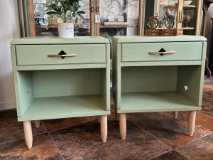 Mesitas de noche vintage "Spring"