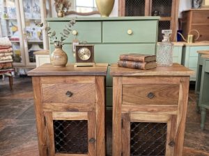 Muebles de madera natural en Palma - Tienda Dekantik